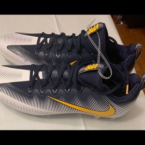 NIKE VAPOR UNTOUCHABLE PRO FOOTBALL CLEATS